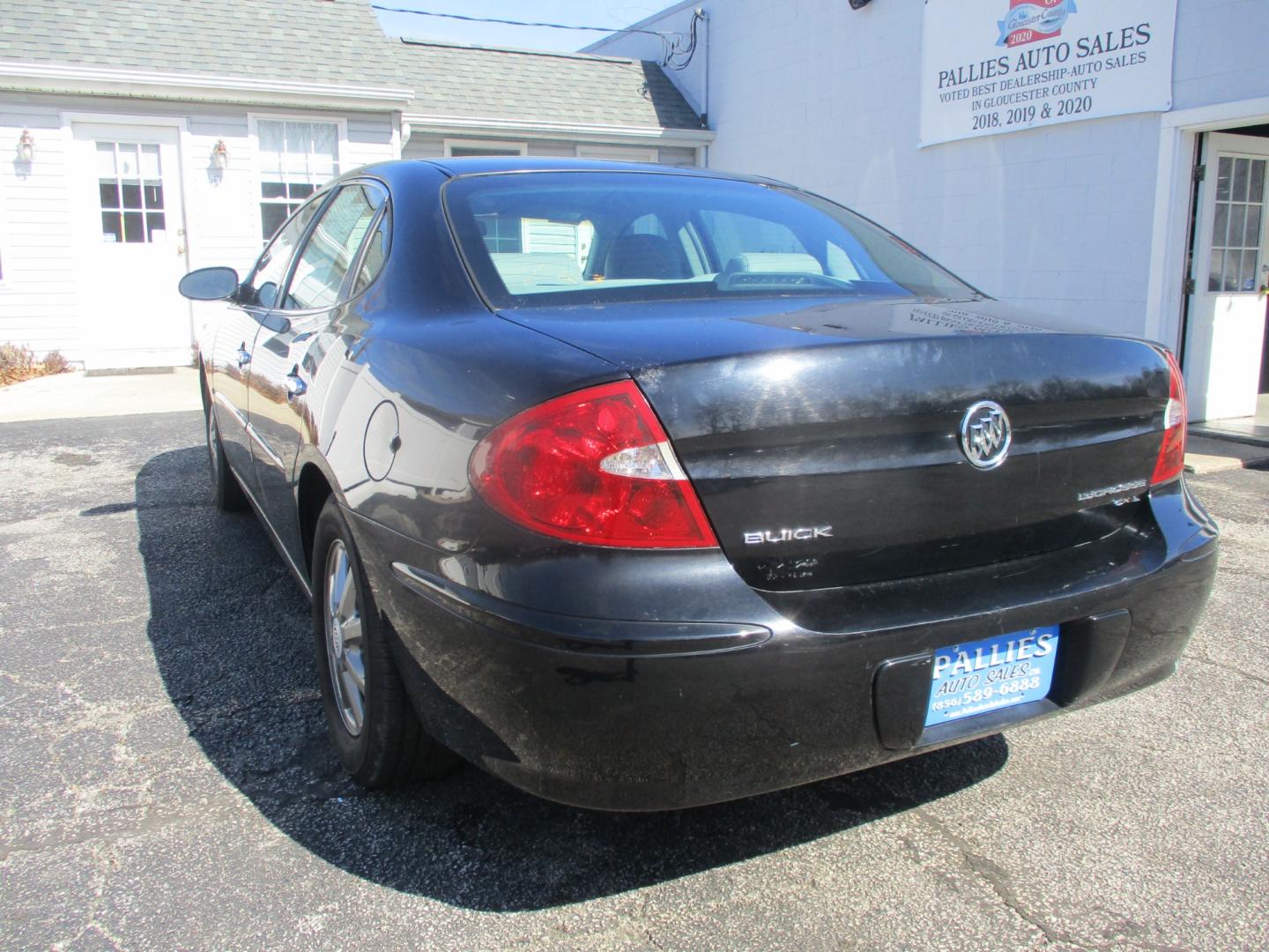 2007 Buick LaCrosse CXL (2G4WD552071) with an 3.8L V6 OHV 12V engine, 4-Speed Automatic Overdrive transmission, located at 540a Delsea Drive, Sewell, NJ, 08080, (856) 589-6888, 39.752560, -75.111206 - Photo#4